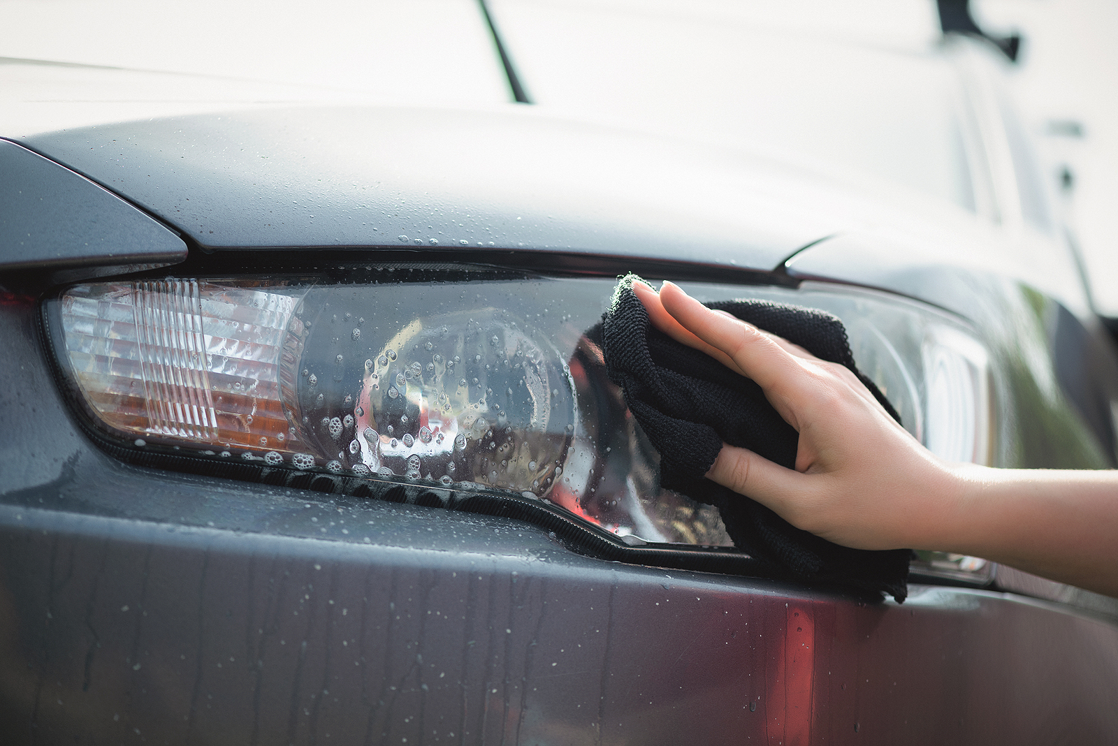 how to clean dirty headlight lens