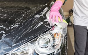 10 Must-Have Car Cleaning Supplies in 2020